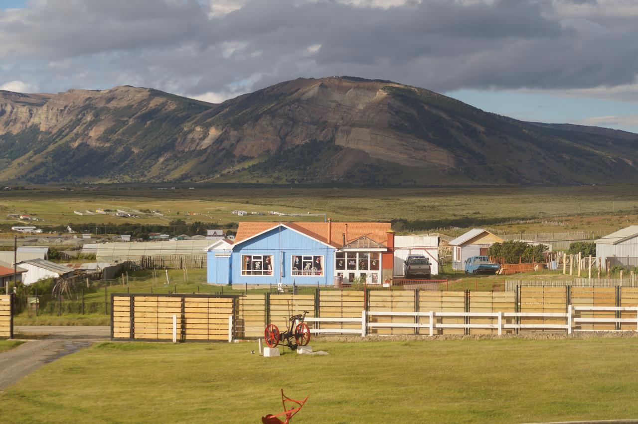 Hostal Doble E Patagonia Puerto Natales Extérieur photo